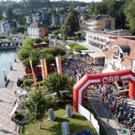 Mit dem Zug zum See